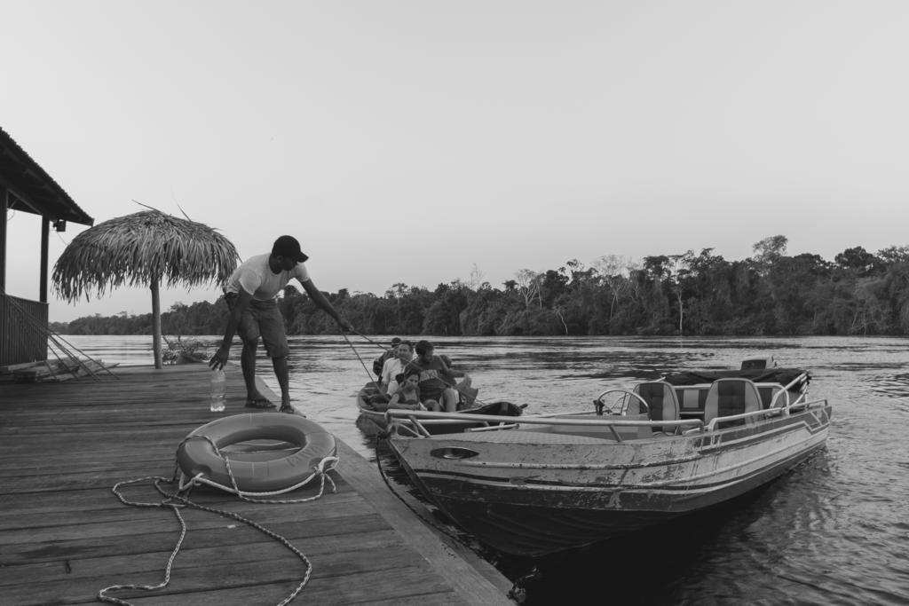 Amazon Arowana Lodge Careiro Exterior foto